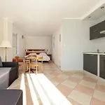Apartament In Near The