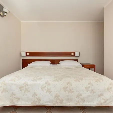 For 3 People With A Large Terrace, Apartment