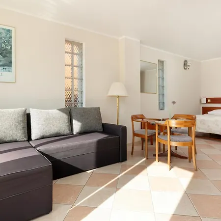Holiday Studio Close To A Sandy Beach *